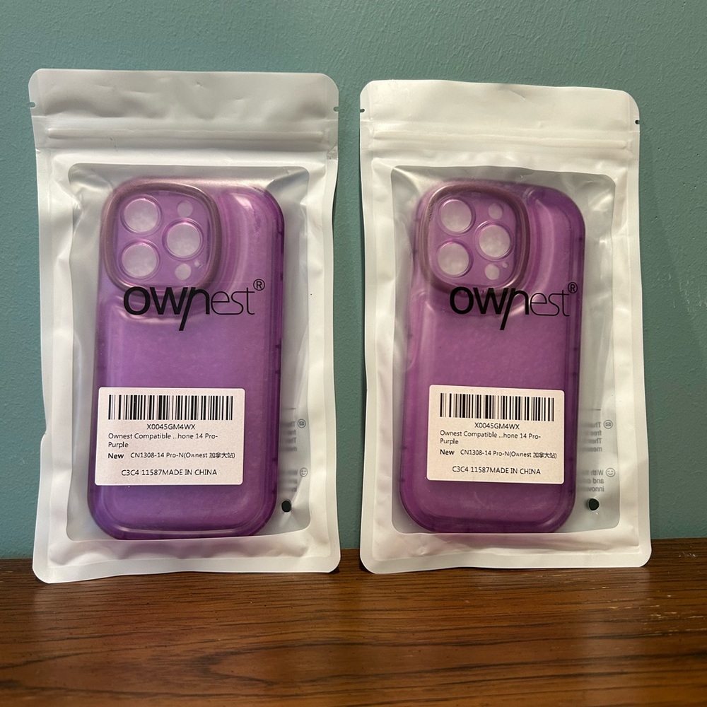 🔥🆕🔥 Bundle: (2) iPhone 14 Pro Cases – Purple Wave